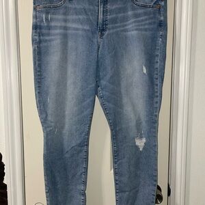 GAP Women's Faded Blue Skinny Jeans